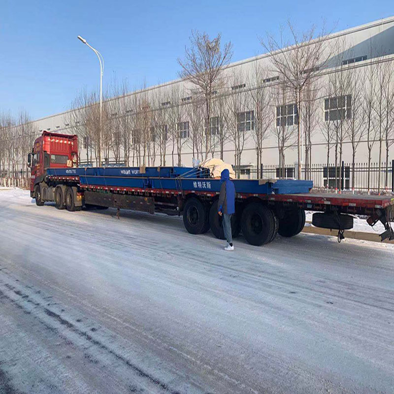 青海西寧地磅電子汽車衡客戶現(xiàn)場(chǎng)